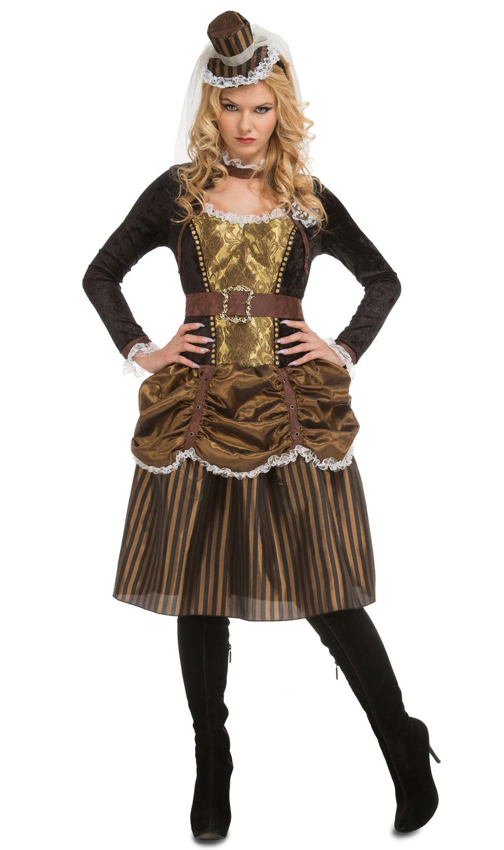 Un vestito e accessori steampunk 0