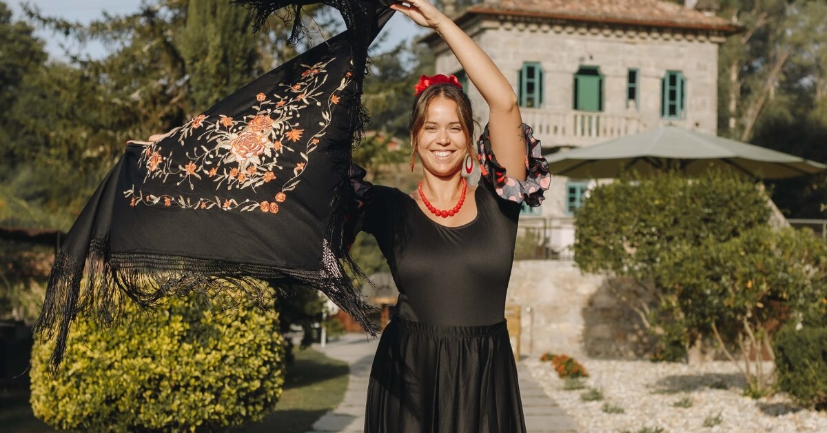 Liquorish - Set Con Vestaglia E Camicia Da Notte In Raso Con Stampa Leopardata E A Fiori Liquorish - Set Con Vestaglia E Camicia Da Notte In Raso Con Stampa Leopardata E A Fiori