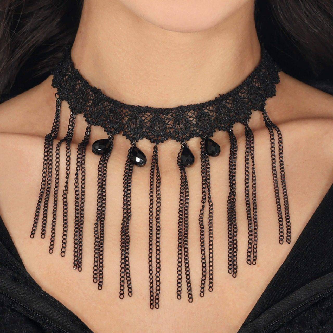 Girocollo Gotico con Catene 